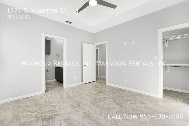 Building Photo - 1221 S Yankton St