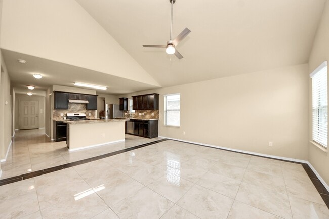 Building Photo - 2043 Naplechase Crest Dr