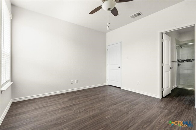 Building Photo - 5119 Rose Petal Ct