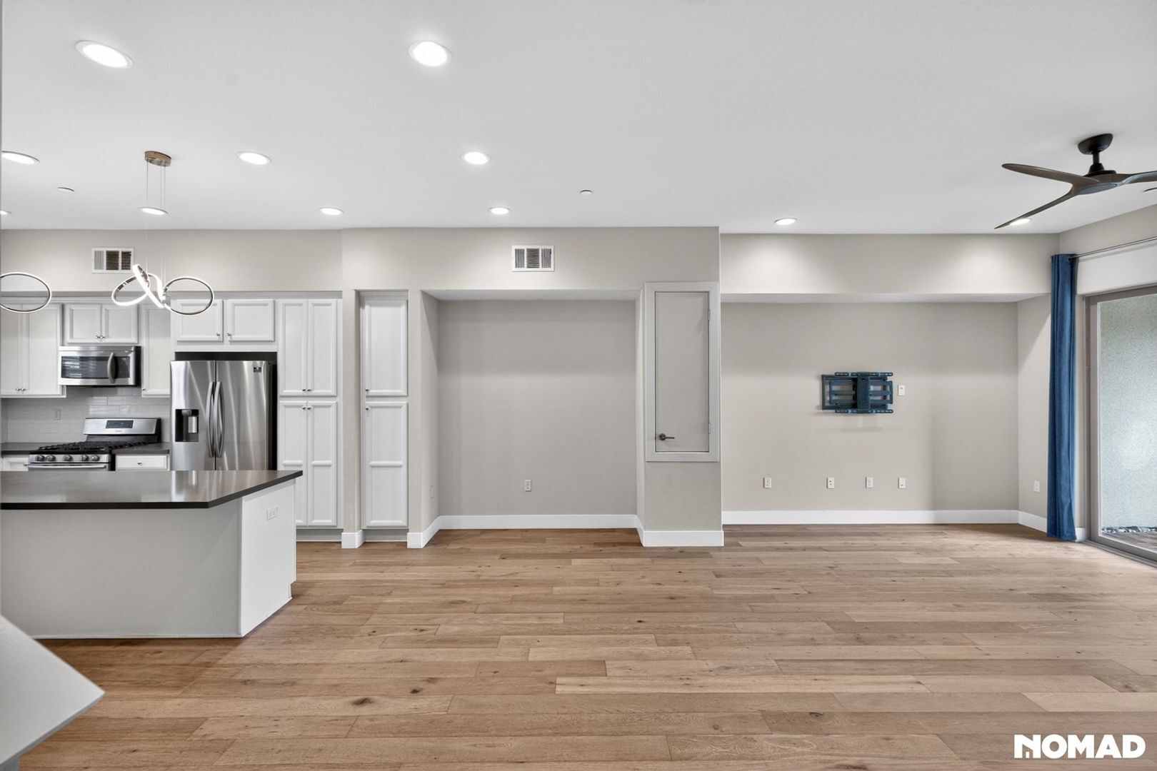 Building Photo - 1737 Houret Ct