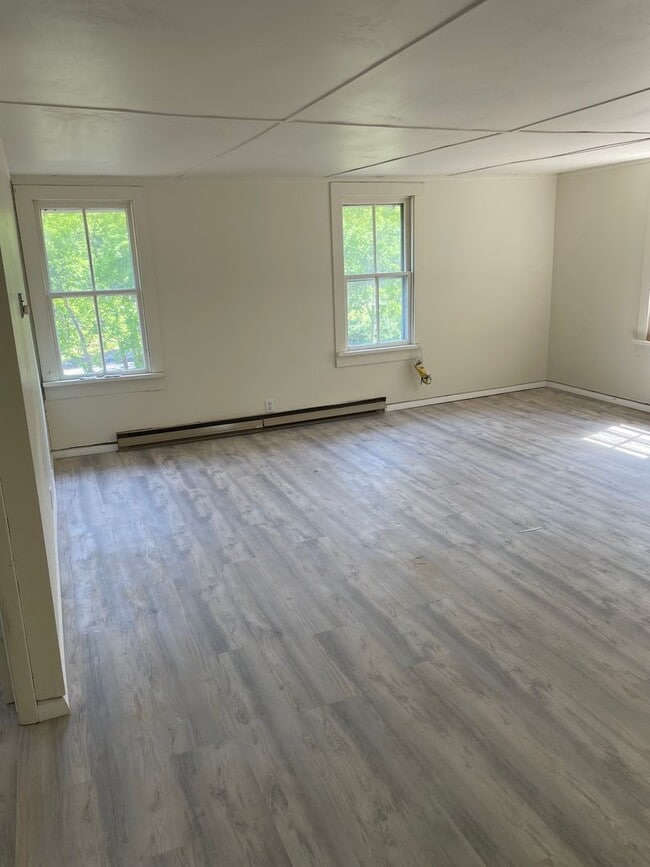 Building Photo - 849 W Hunter Run