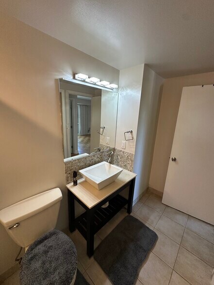 Building Photo - 10850 Green Mountain Cir