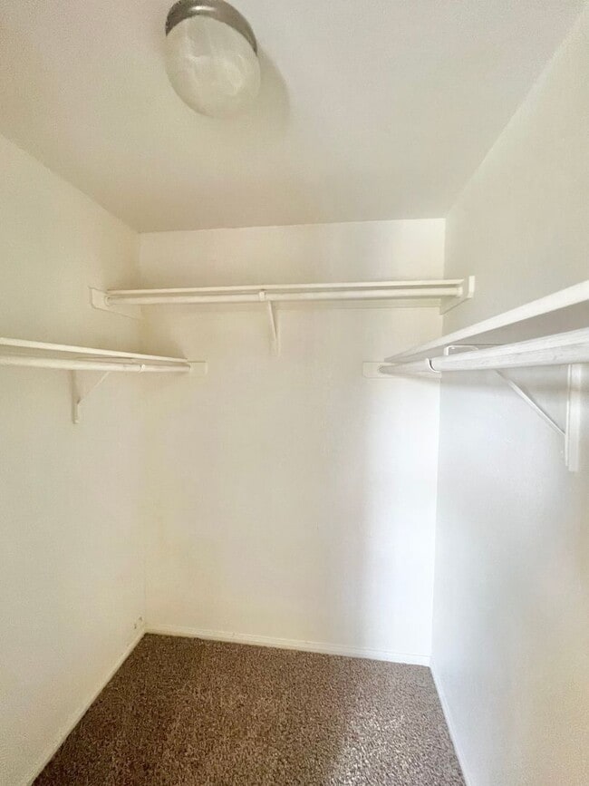 Building Photo - Beautiful 3-bedroom 2.5 bath home in Kille...