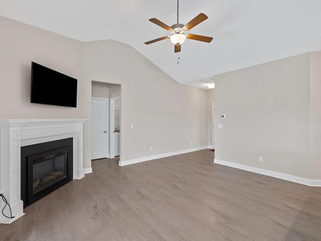 Building Photo - Earn Wealth While Leasing – Like a Homeowner – Lease to Own