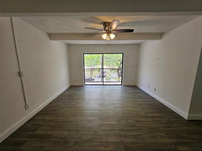 Building Photo - 1045 S Flagler Ave