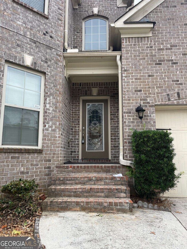 Building Photo - 5645 Princeton Run Trail