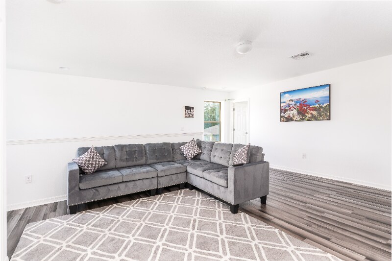 Building Photo - 3598 Soda Springs Ln