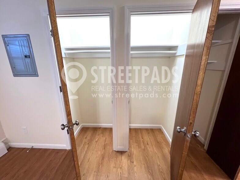 Building Photo - 2018 Commonwealth Avenue