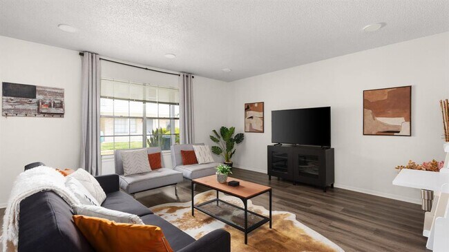 Building Photo - 8730 N Mopac Expy