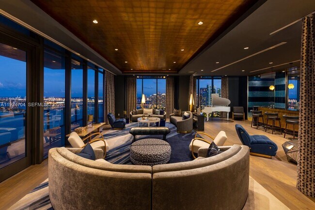 Building Photo - 788 NE 23rd St