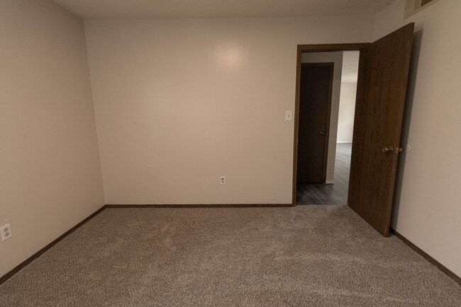 Building Photo - 1584-1586 Sonora Dr