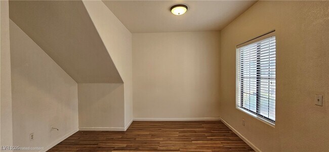 Building Photo - 2151 Hussium Hills St