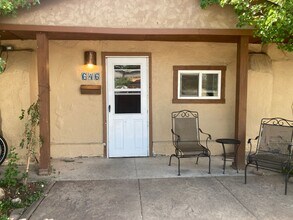 Building Photo - Charming 1 Bed / 1 Bath Apartment Near Dow...