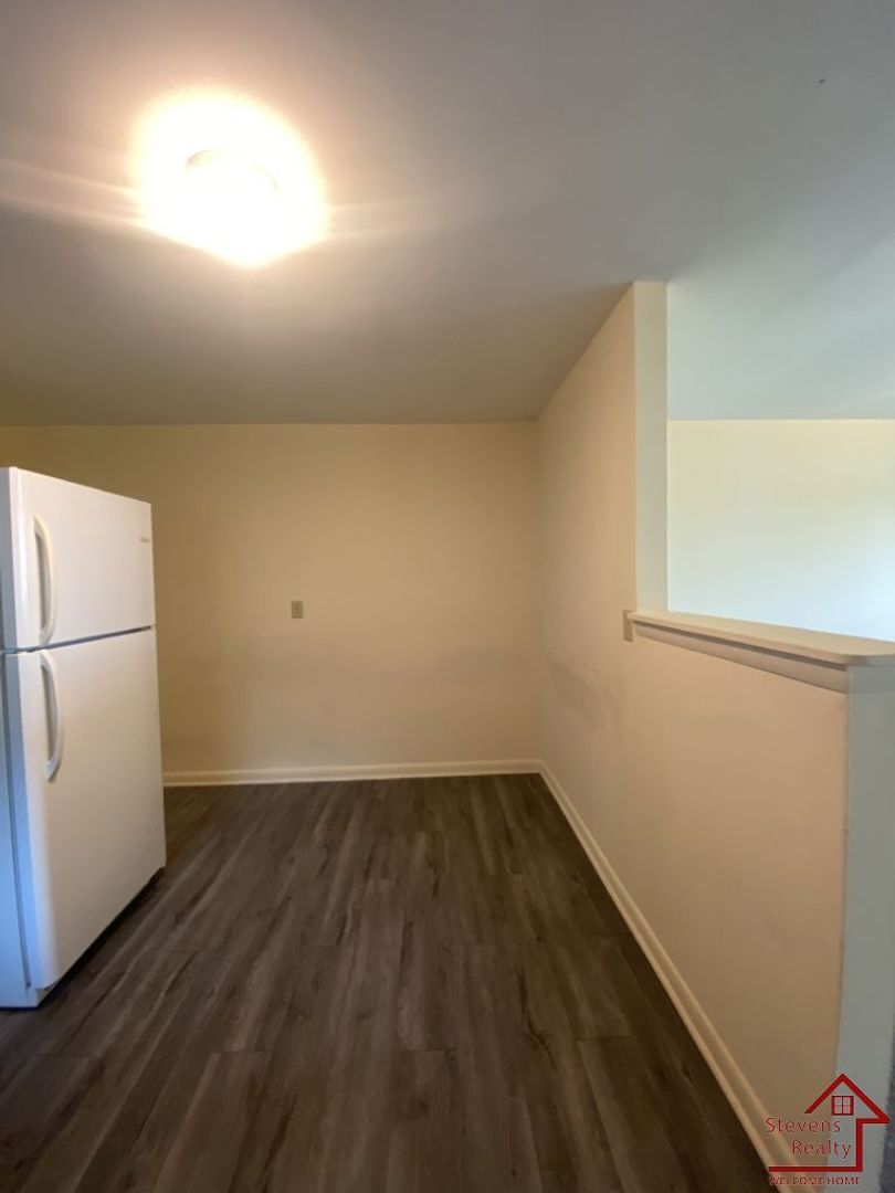 Building Photo - 1918 Ivy St