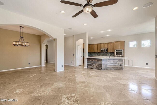 Building Photo - 30899 N 125th Dr