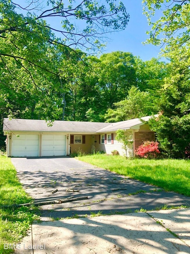 Primary Photo - 3 br, 2 bath House - 13432 Yorktown Dr.
