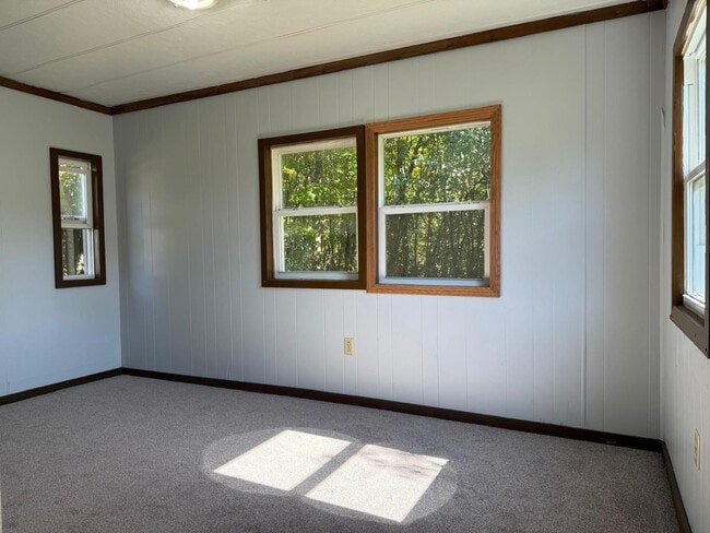 Building Photo - 32387 State Rte 3