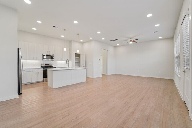 Floorplan - LightHaven at District West