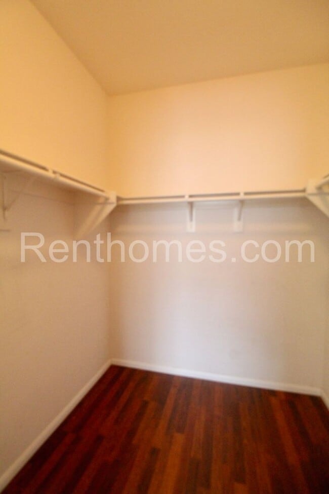 Building Photo - Torrey Highlands, 13330 Via Bellarado #2, ...