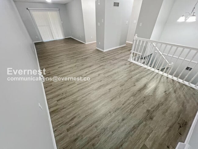 Building Photo - 19220 E 5th St Ct N