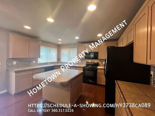 Building Photo - 7011 Prism St SE