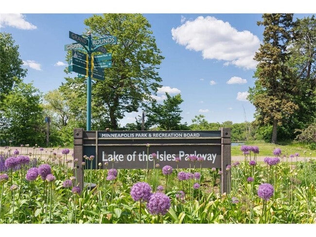 Building Photo - 2428 Colfax Ave South