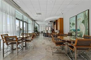 Building Photo - 3338 Peachtree Rd NE