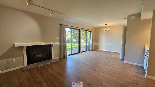 Building Photo - Coming Soon: Updated 2BR Townhome w/ Private Fenced Patio & Garage – Cameron Park