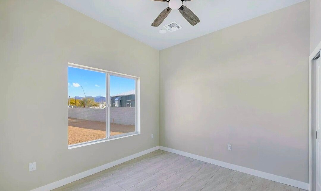 Building Photo - 1325 W Speedway Blvd