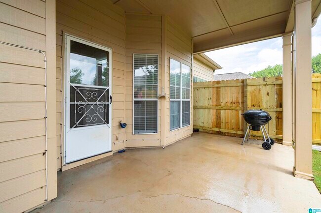 Building Photo - 800 Waterford Cir