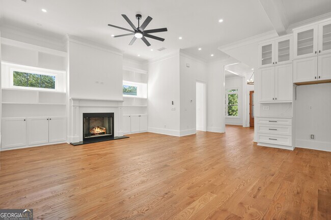 Building Photo - 1525 Tapestry Ridge SE