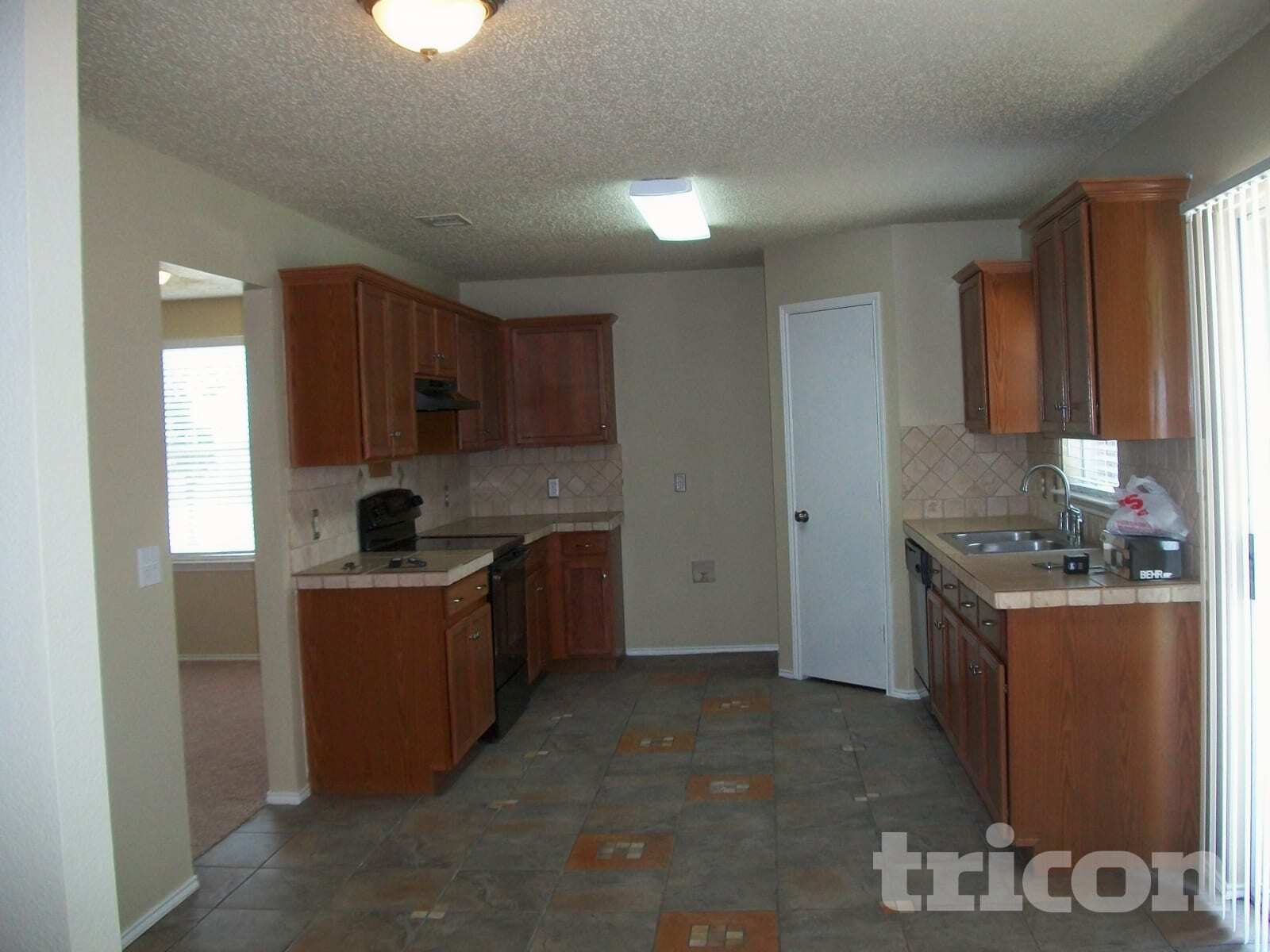 Building Photo - 1817 Citadel Dr