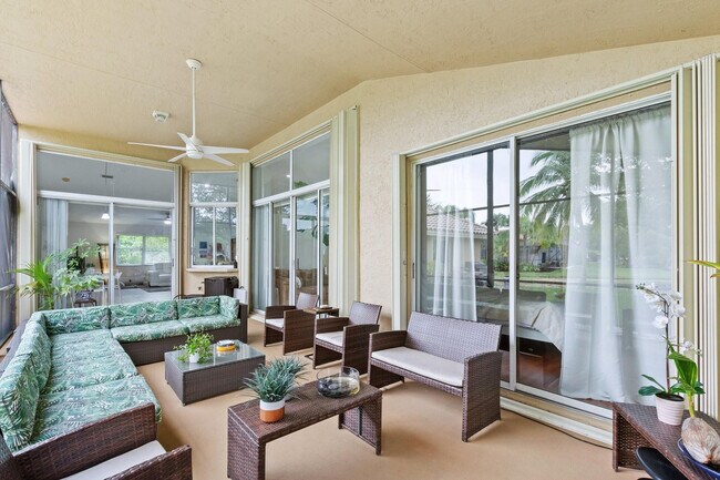 Building Photo - 1007 Spoonbill Cir