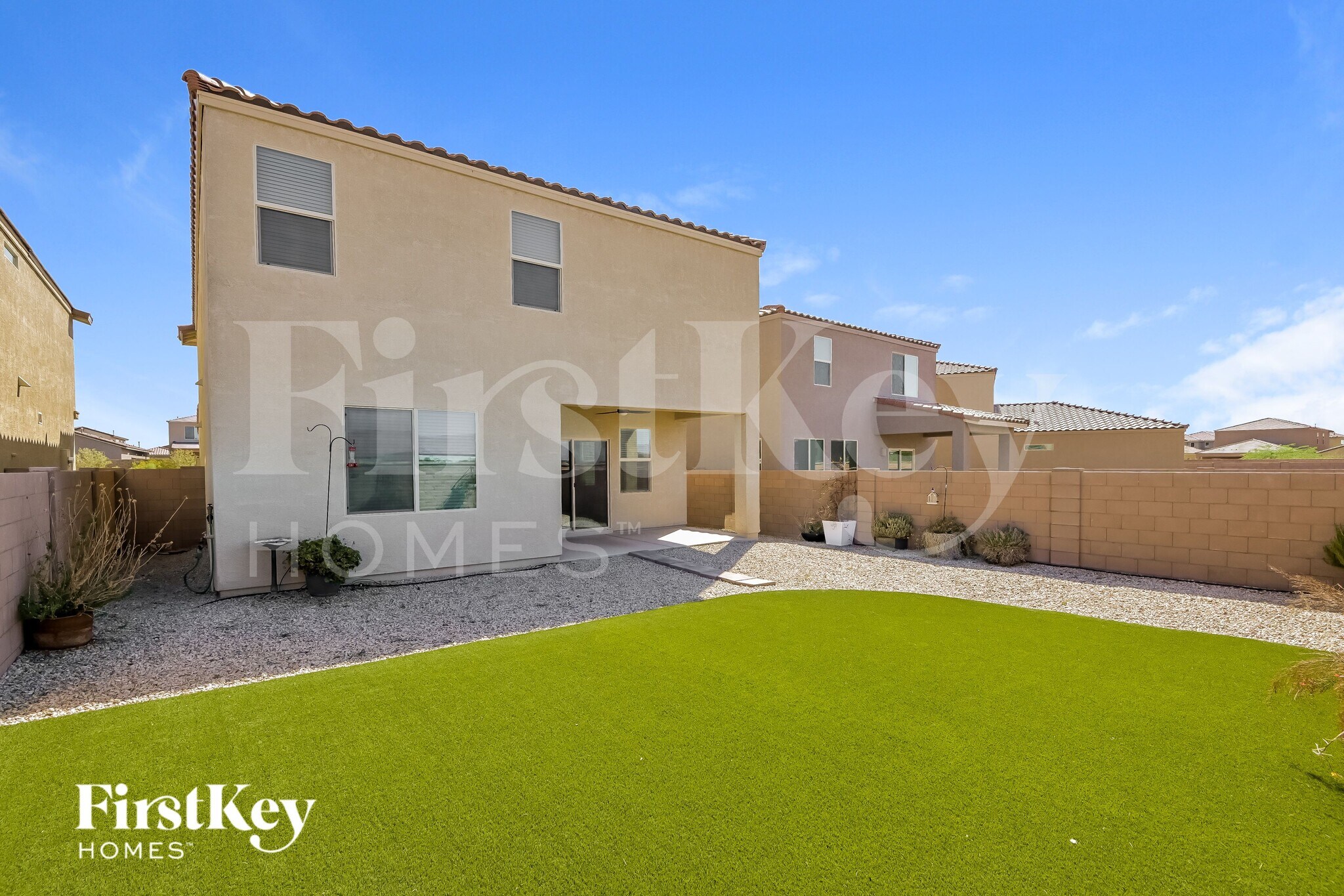 Building Photo - 7536 S Circulo Rio Blanco