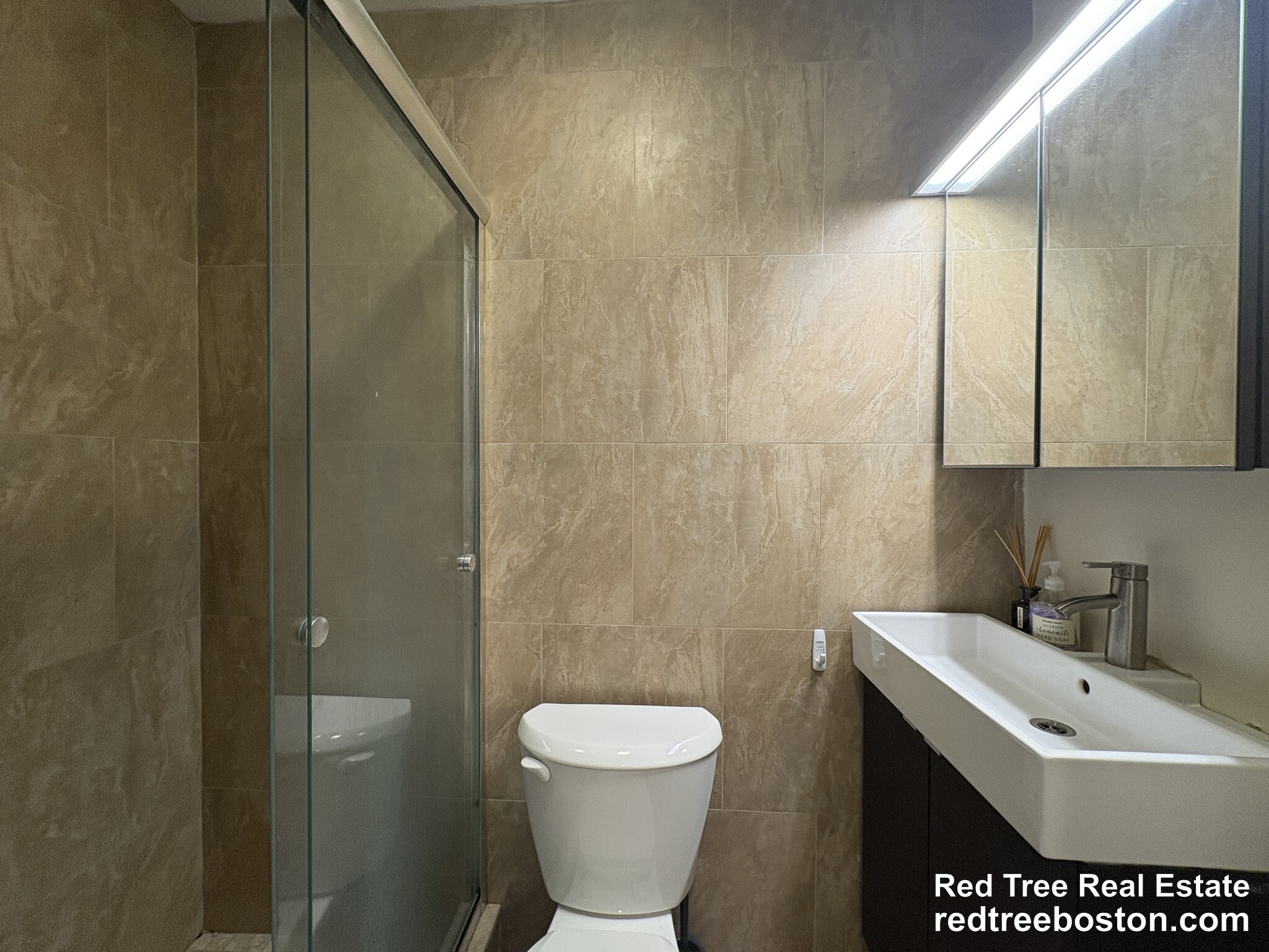 Building Photo - 1203 Beacon St