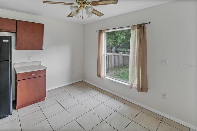 Building Photo - 1039 Dogwood Dr