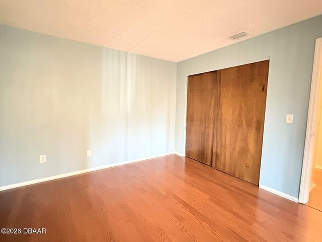 Building Photo - 104 Moonstone Ct