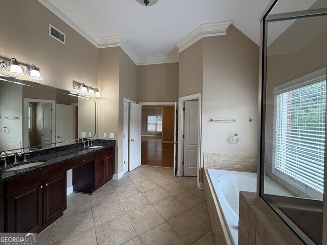 Building Photo - 2862 Piedmont Enclave Ct