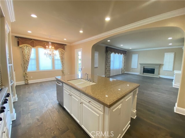 Building Photo - 1328 Acorn Pl