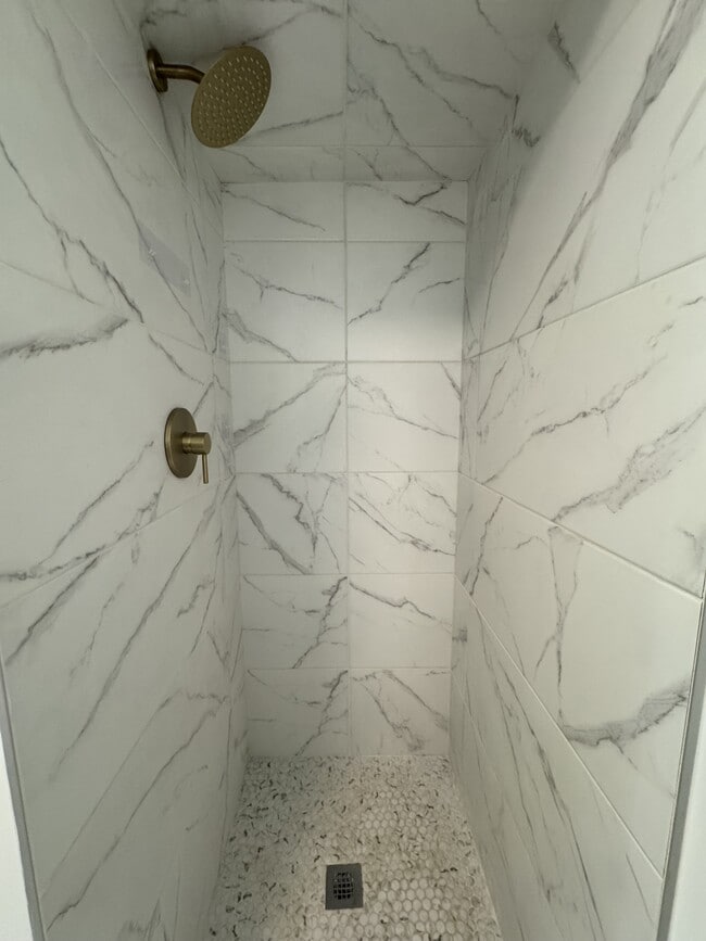 Building Photo - 4715 Rimer Rd