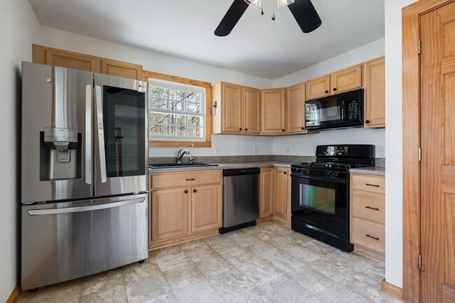 Building Photo - Fabulous Home near Silk Hope Chatham County - Cabin living close to Shakori