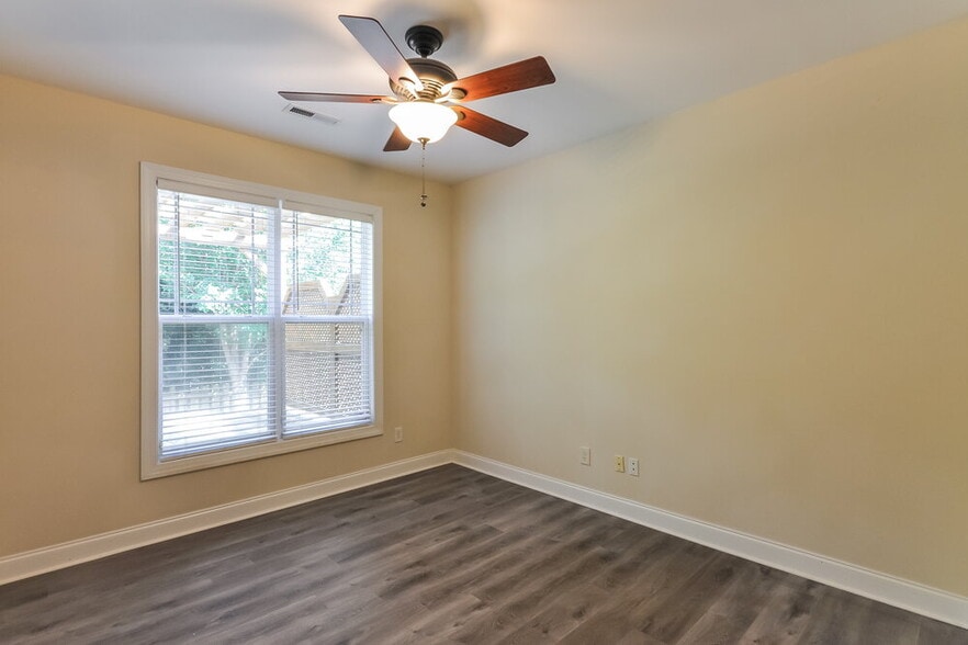 Building Photo - 1105 Steelhorse Dr