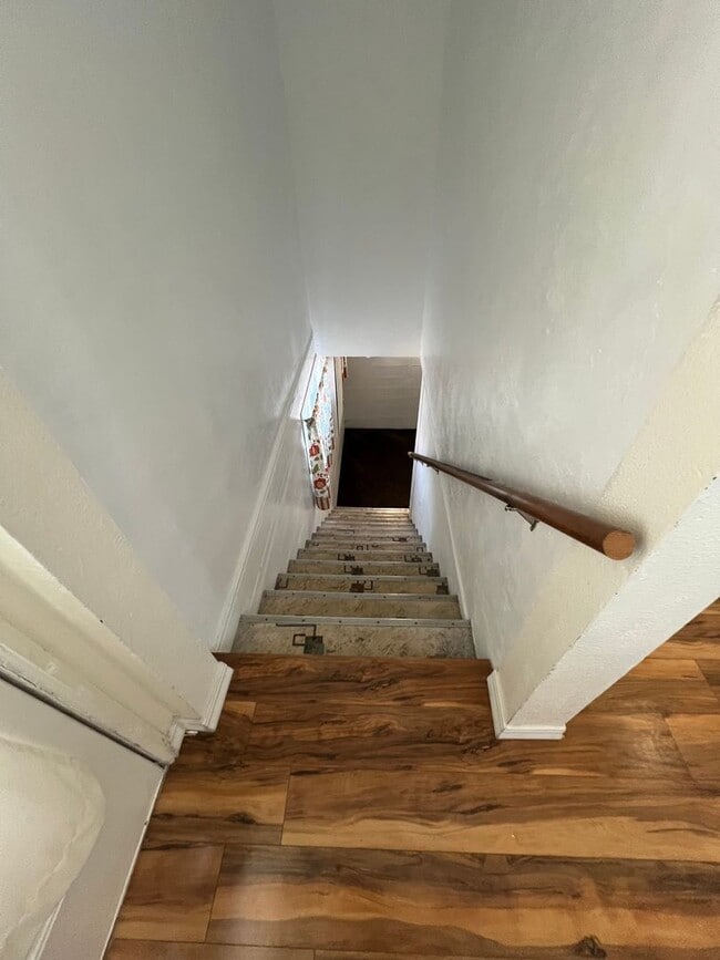 Building Photo - Three Bedroom in the Heart of Bremerton. P...