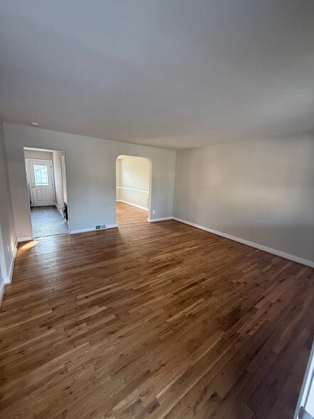 Building Photo - 4415 Old Frederick Rd