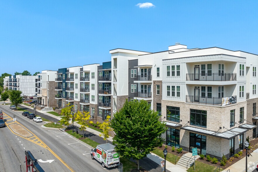 Primary Photo - The Series at Riverview Landing