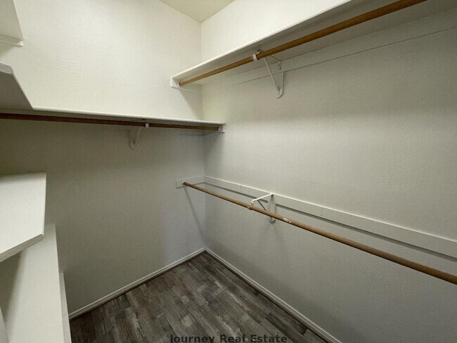 Building Photo - 3123 N Corrine Dr