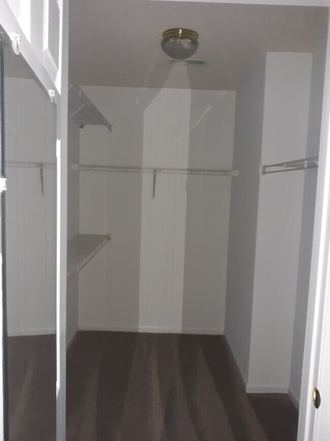 Building Photo - MOVE IN SPECIAL - $300 OFF THE FIRST FULL ...