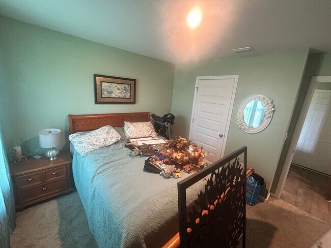 Building Photo - 5808 Tiagra Dr