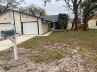 Building Photo - 2 Bedroom 1 Bath Duplex in Winter Park for RENT!