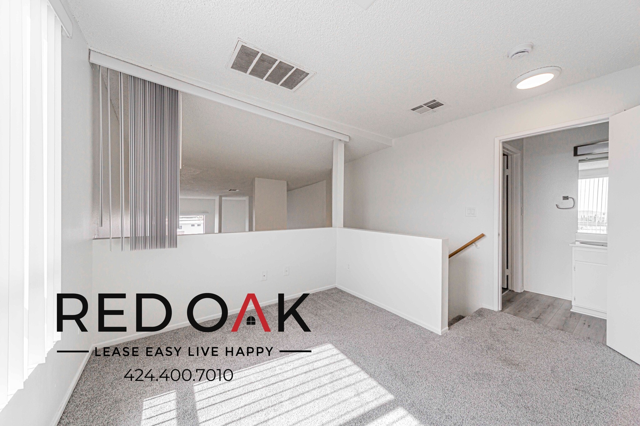 Building Photo - 8309 Cedros Ave